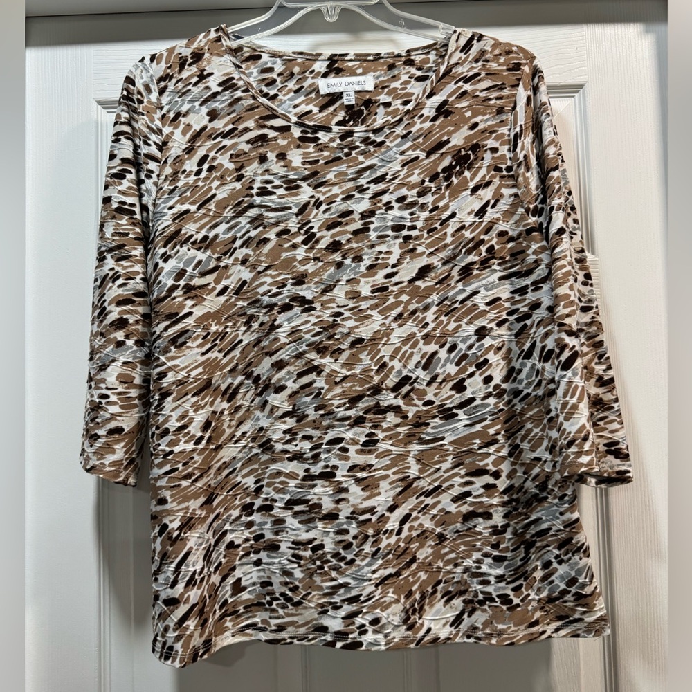 Tan and Brown Boxy Blouse with 3/4 Sleeves